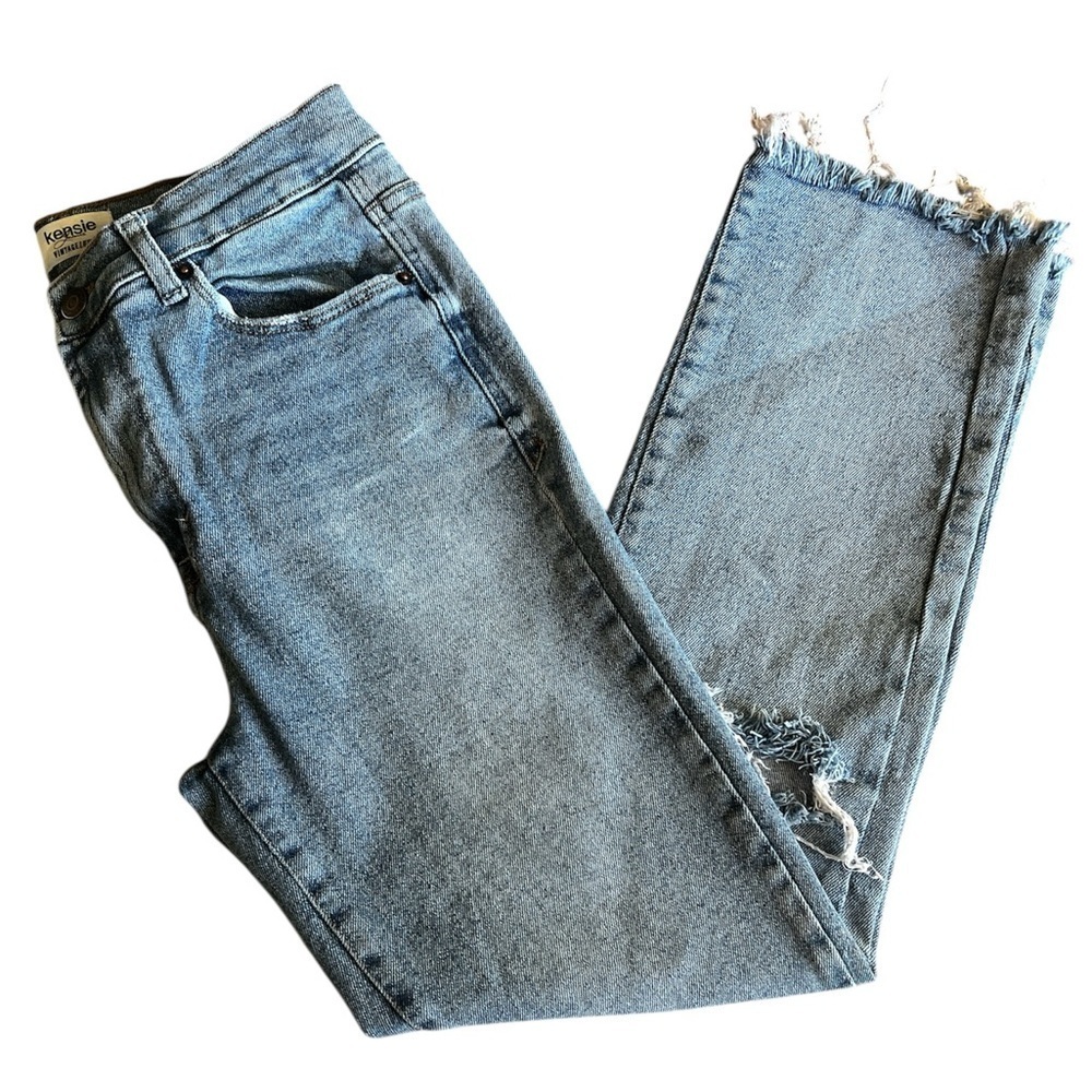 Kensie Jeans Women’s Size 6 / 28 Cropped Distressed Slim Straight Blue Denim